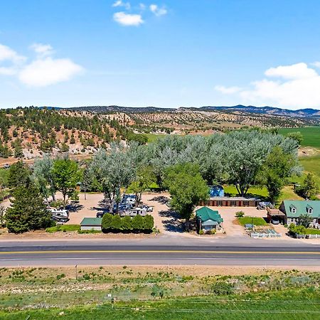 Quiet & Peaceful Rv Park In Southern Utah Rv 3 Mount Carmel Dış mekan fotoğraf